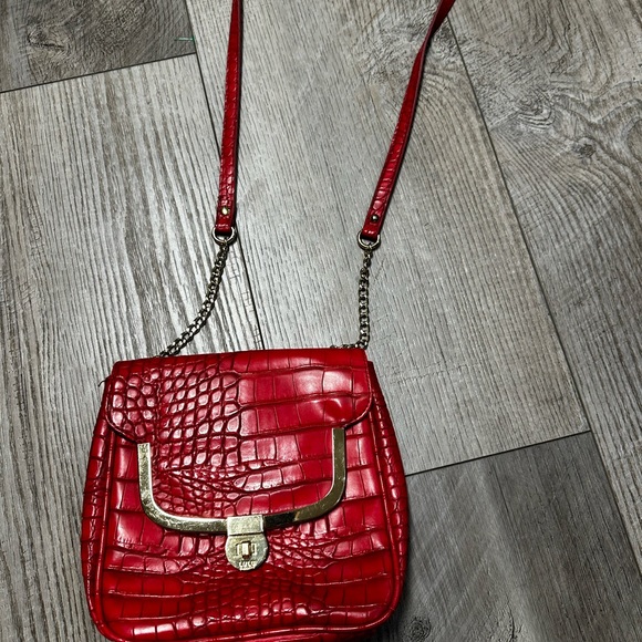 Lulu Guinness red leather croc embossed crossbody chain purse - Picture 2 of 11